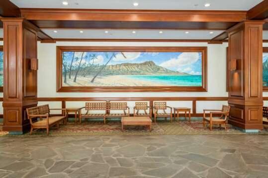 Apartment High Level Ocean View Corner With Free Parking *